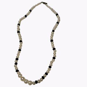 Vintage Elegant Faux Pearl Black Bead Necklace Formal Fashion Jewelry Women